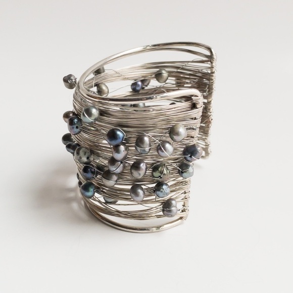 Wide Wire Wrapped Bangle Cuff Bracelet With Black Peacock Freshwater Pearls NWT - Picture 8 of 14
